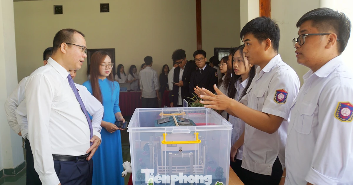 Sinh viên Trường Đại học Hàng hải Việt Nam nghiên cứu khoa học tăng kỷ lục