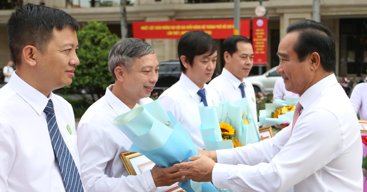 TPHCM tuyên dương hàng trăm tấm gương điển hình 'Dân vận khéo'