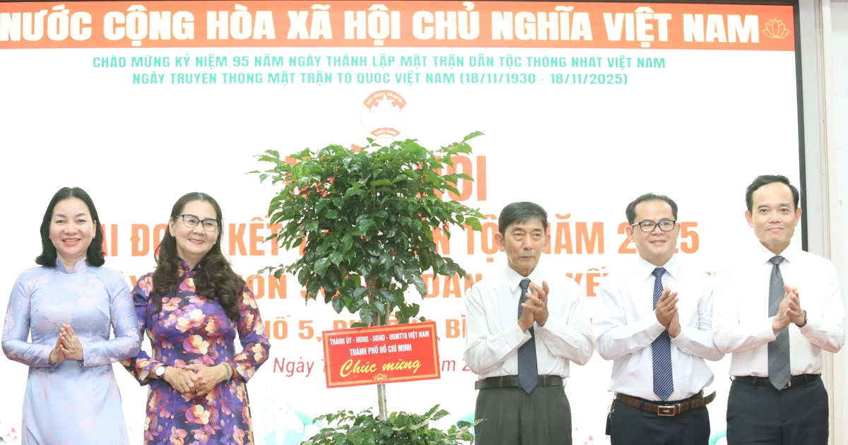 Bí thư TPHCM Trần Lưu Quang: 'Hạnh phúc không chỉ đến từ những dự án lớn...'