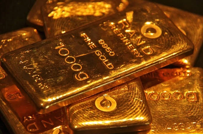 Ngân hàng Trung Quốc đồng loạt dừng giao dịch vàng cá nhân