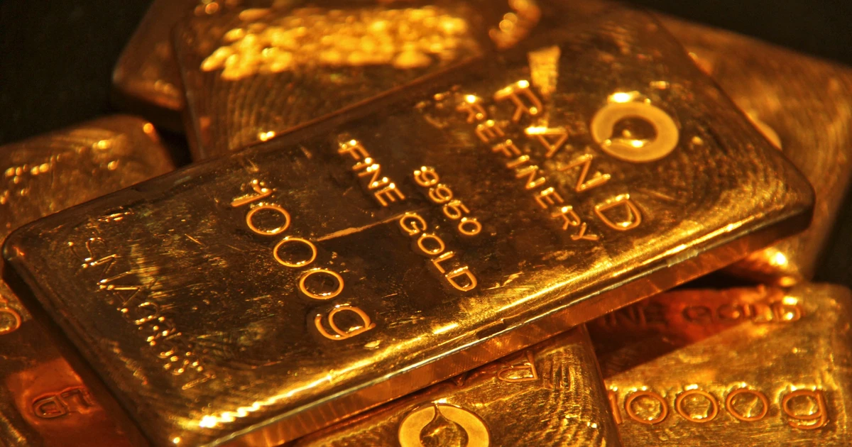 Diễn biến khác thường của vàng