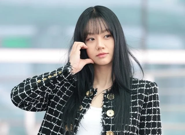 Hyeri thu hút sự chú ý với câu chuyện cảm động đằng sau 7 năm