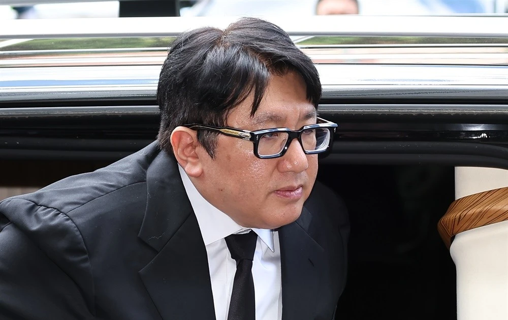 'Ông lớn' đằng sau nhóm nhạc BTS chính thức bị bắt giữ vào hôm nay