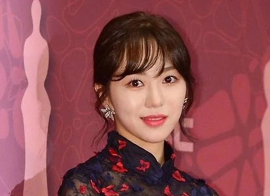 Cựu thành viên nhóm AOA, Kwon Mina đòi lại công lý sau 18 năm