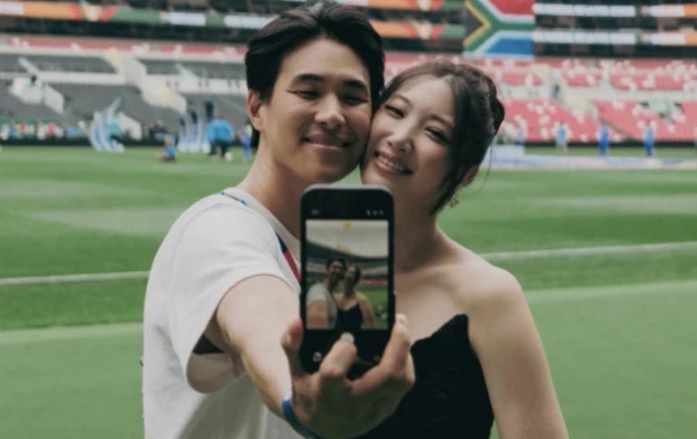 Ejae hẹn hò ở 'World Cup'