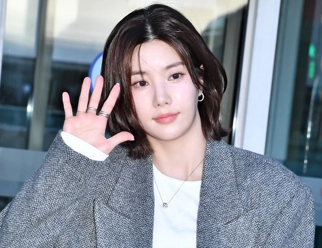 'Nữ thần bom nước' Kwon Eunbi bất ngờ về chung nhà với G-Dragon và Taemin