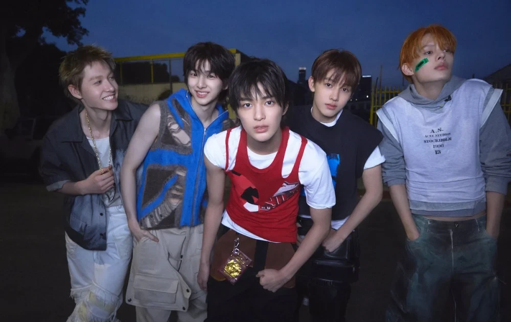 CORTIS 'tạo sóng' với mini album thứ hai