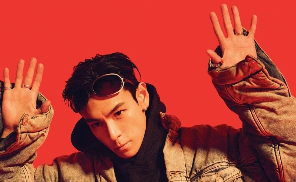 T.O.P càn quét các bảng xếp hạng toàn cầu