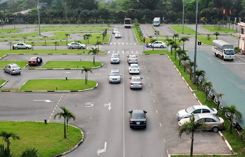 Bắt buộc nhận diện khuôn mặt khi học và thi bằng lái xe