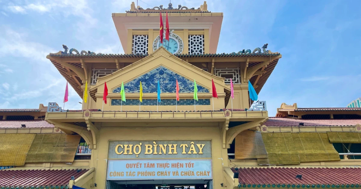 Giải mã chợ nổi tiếng miền Nam do đại phú hào bỏ tiền xây dựng