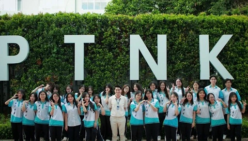 Check-list loạt "đặc sản" của nhà Phổ Thông Năng Khiếu: Teen đã thử hết chưa?