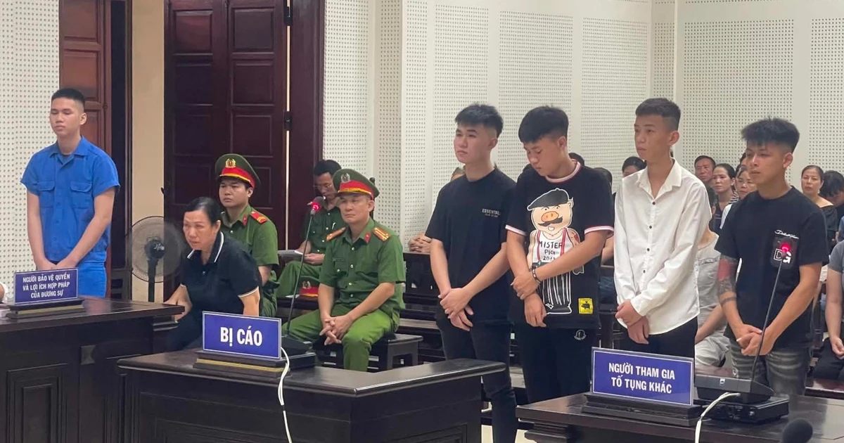 Xét xử 5 bị cáo trong vụ nam sinh bị đánh tử vong sau hai ngày nhập học