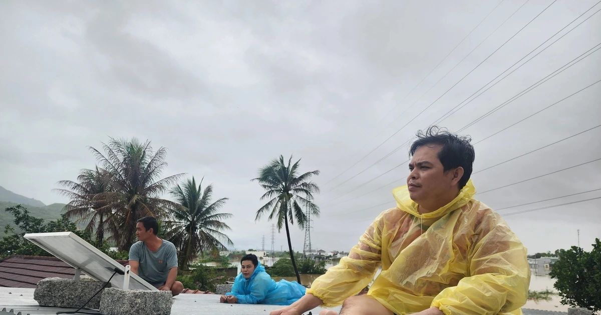 Lời kể của người thoát thân từ trận lũ kinh hoàng ở Nha Trang