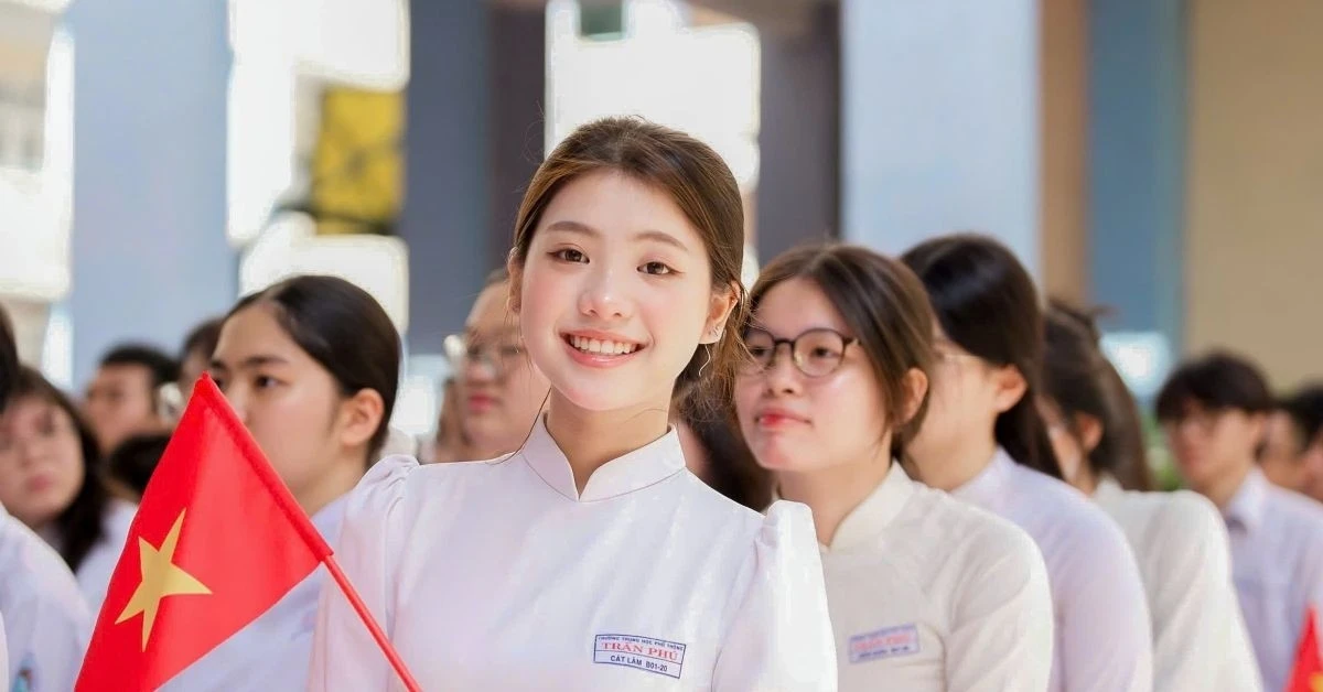 Bộ GD-ĐT hướng tới miễn phí sách giáo khoa, giảm gánh nặng học phí