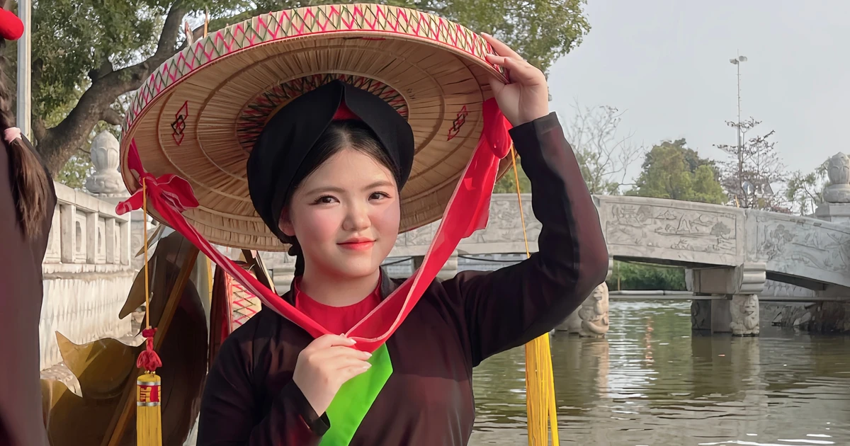 Hành trình của nữ sinh 18 tuổi dành hơn 13 năm cho dân ca quan họ