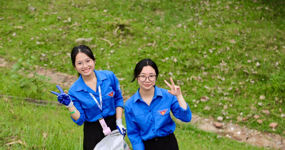 Sinh viên hưởng ứng ‘Earth Day Việt Nam 2026’, lan tỏa ý thức sống xanh trong cộng đồng