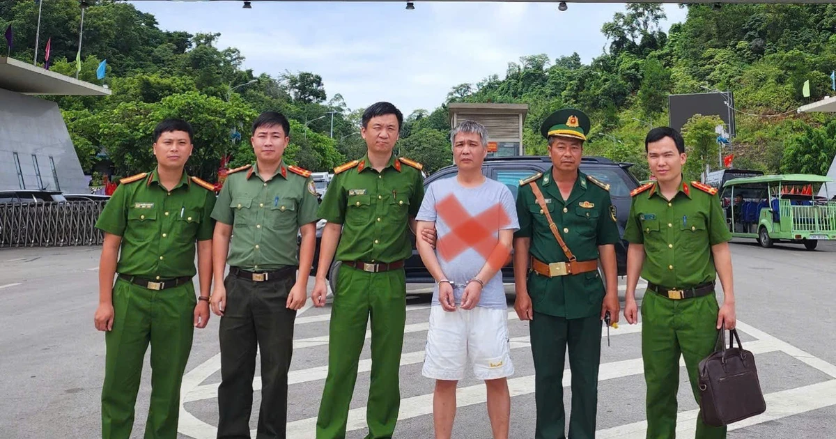 Bàn giao đối tượng lừa đảo người Trung Quốc