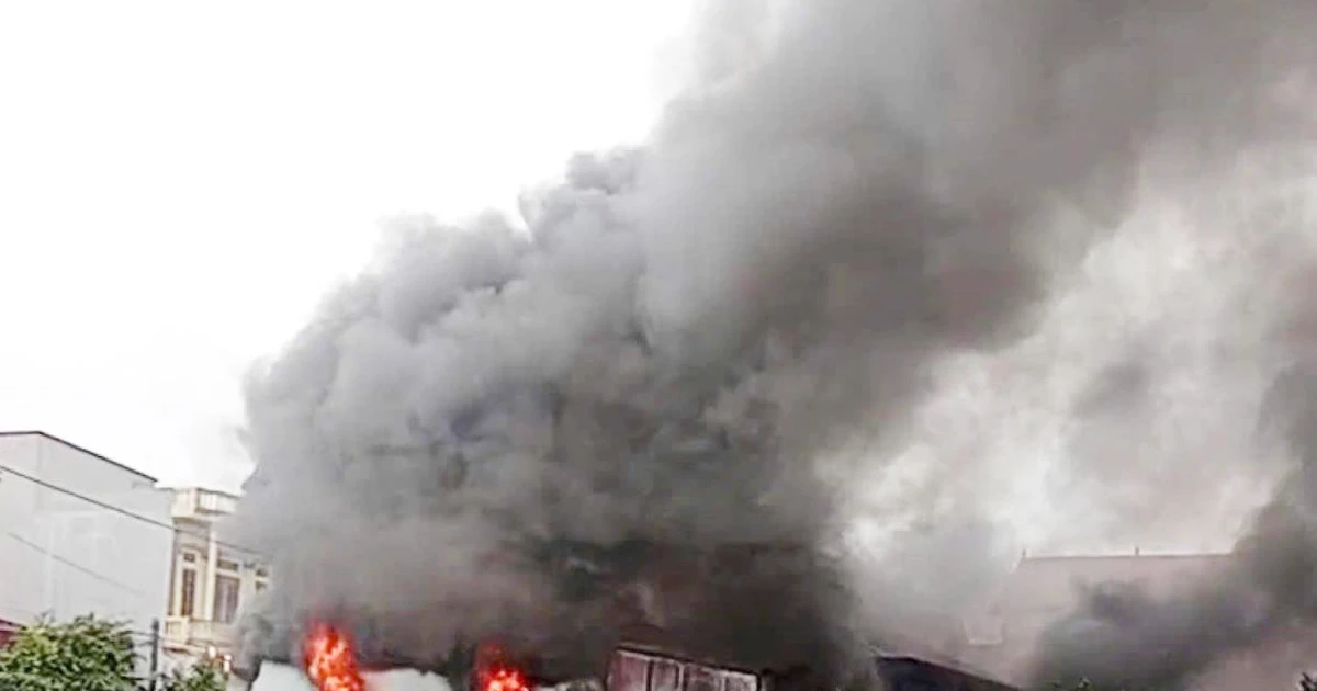 Cháy dữ dội nhà tình thương nuôi trẻ khuyết tật