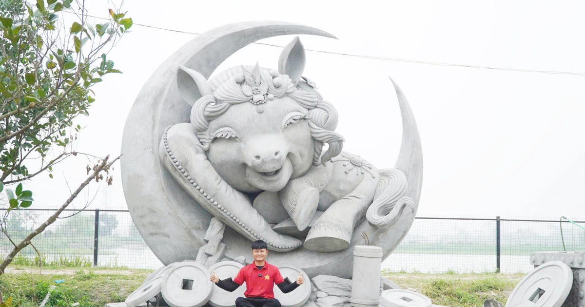 Linh vật ‘ngựa thương’ được mua với giá hơn 200 triệu đồng ủng hộ Tết cho người nghèo