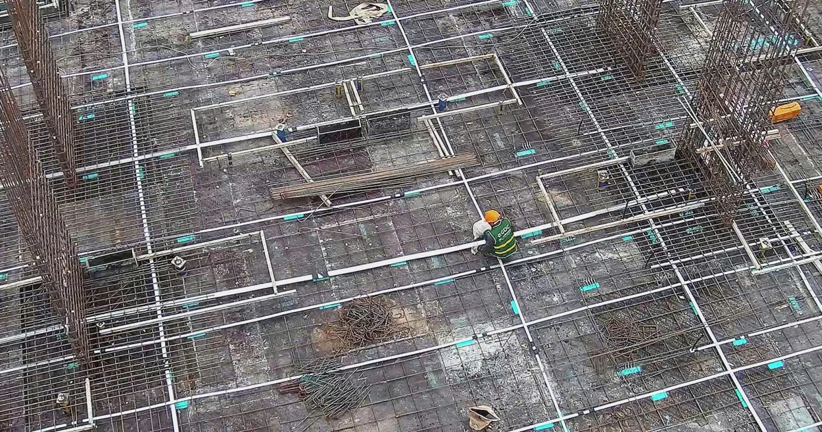 Xe tự chế rơi từ tầng 19, đè chết người ở Bắc Ninh