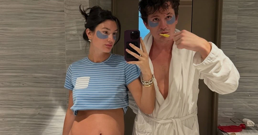 Charlie Puth sắp lên chức bố, vợ Brooke Sansone mang thai con đầu lòng