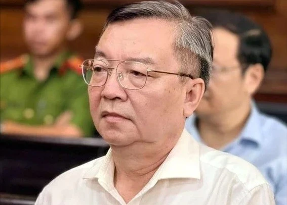 Cựu Giám đốc Sở GD&ĐT TPHCM được đề nghị án treo