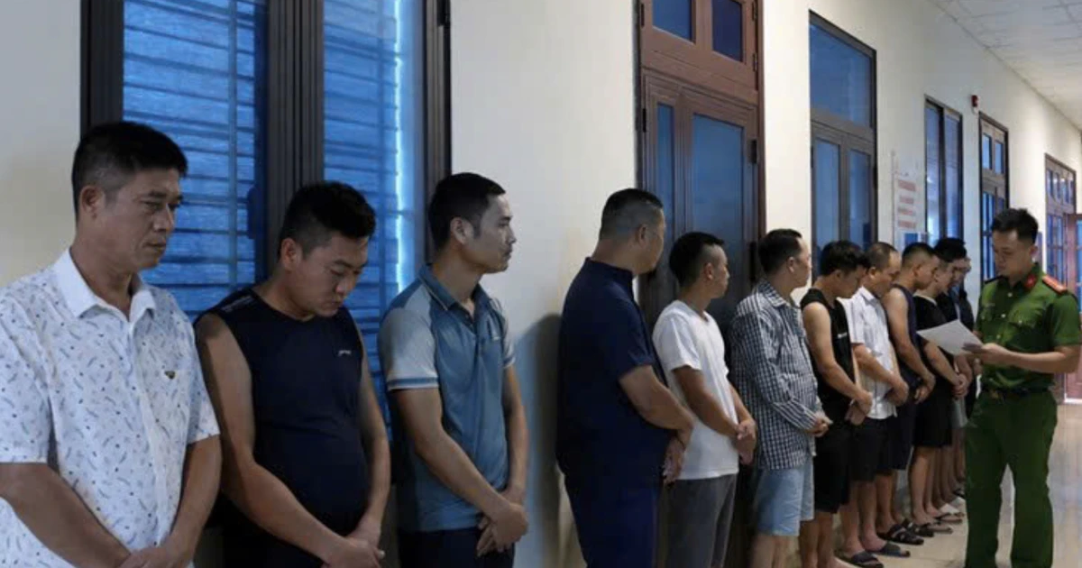 Triệt xoá sới bạc, tạm giữ 13 đối tượng ở Ninh Bình