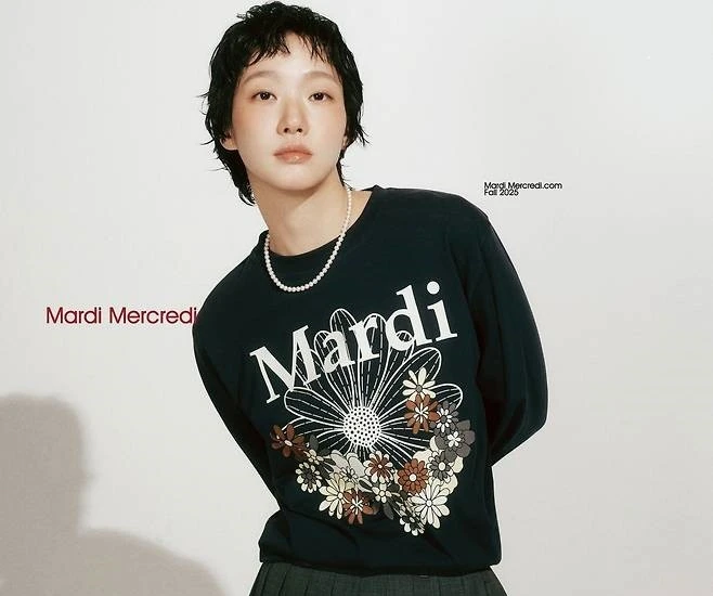 Kim Go Eun mang đến vẻ đẹp thanh lịch, sang trọng cho sắc Thu 2025