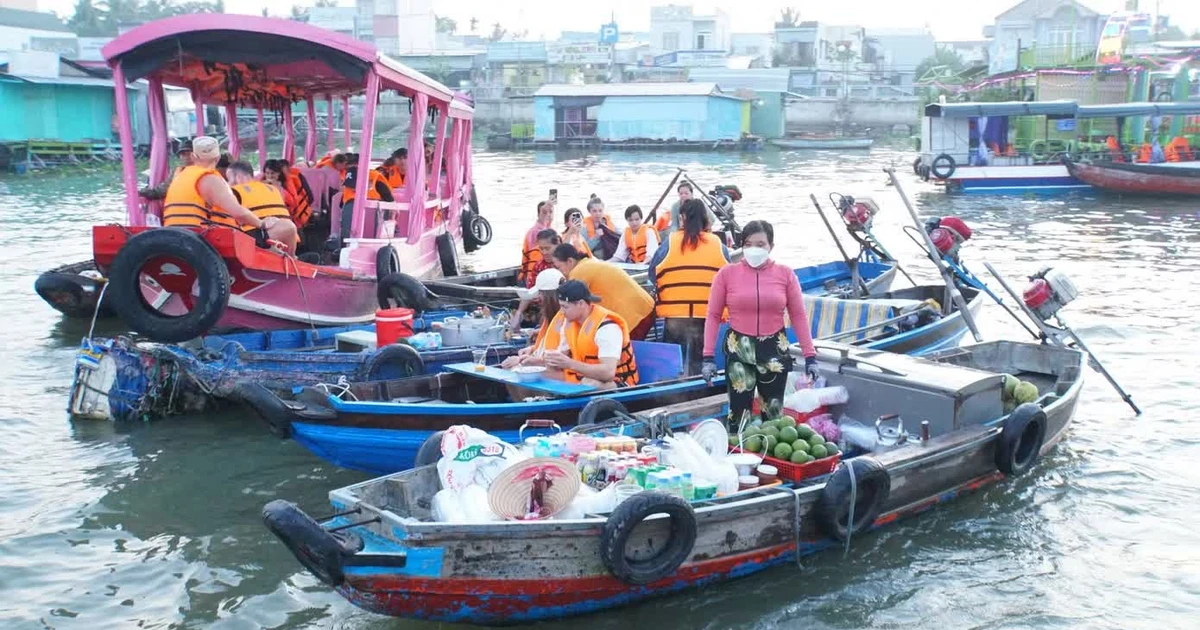 Khách du lịch tăng cao, vì sao Cần Thơ vẫn loay hoay tìm sản phẩm