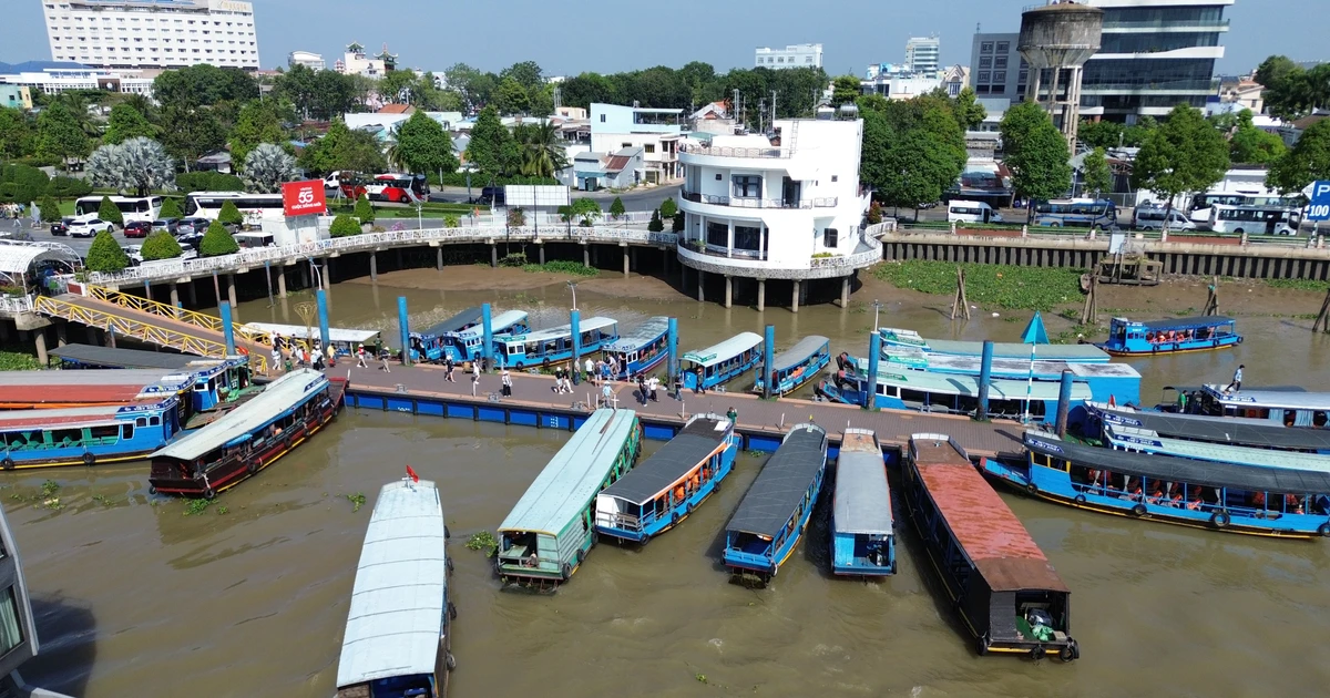 Tìm thấy thi thể hai người rơi xuống sông sau tiệc sinh nhật trên tàu ở Đồng Tháp