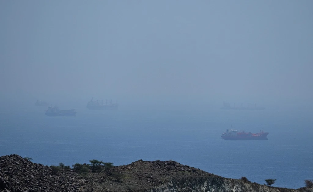 Iran lại tấn công tàu ở eo biển Hormuz