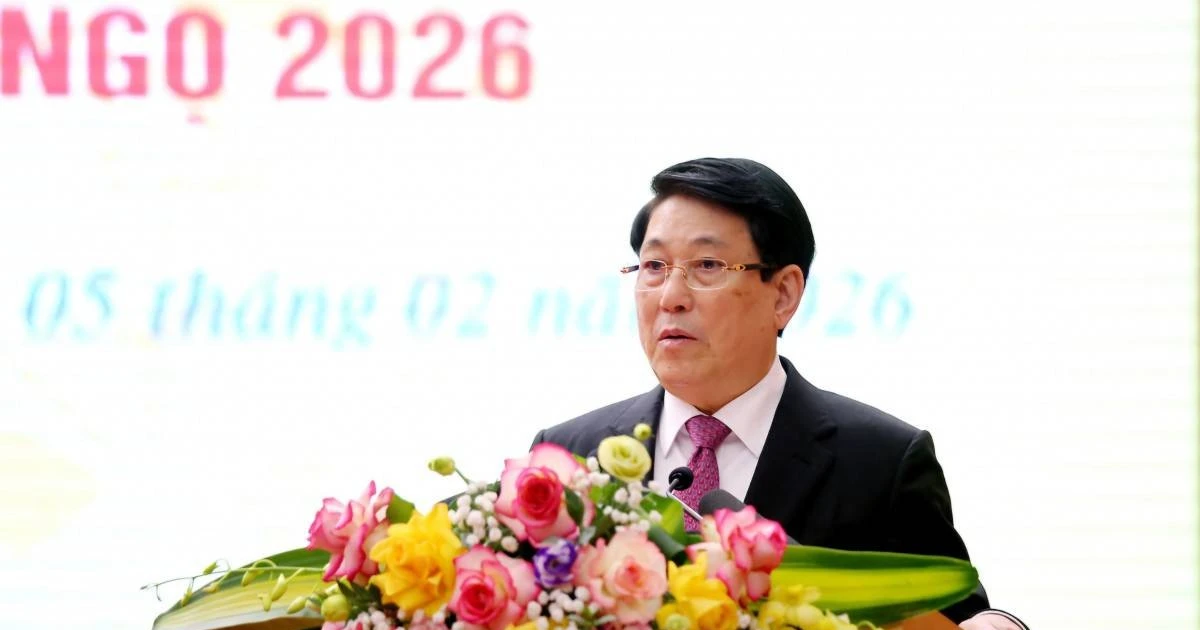 Chủ tịch nước Lương Cường thăm, chúc Tết Nhân dân và lực lượng vũ trang tỉnh Phú Thọ