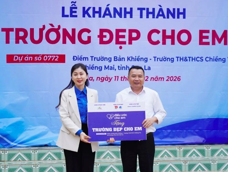 Tỉnh Đoàn Sơn La khánh thành lớp học trên bản khó khăn