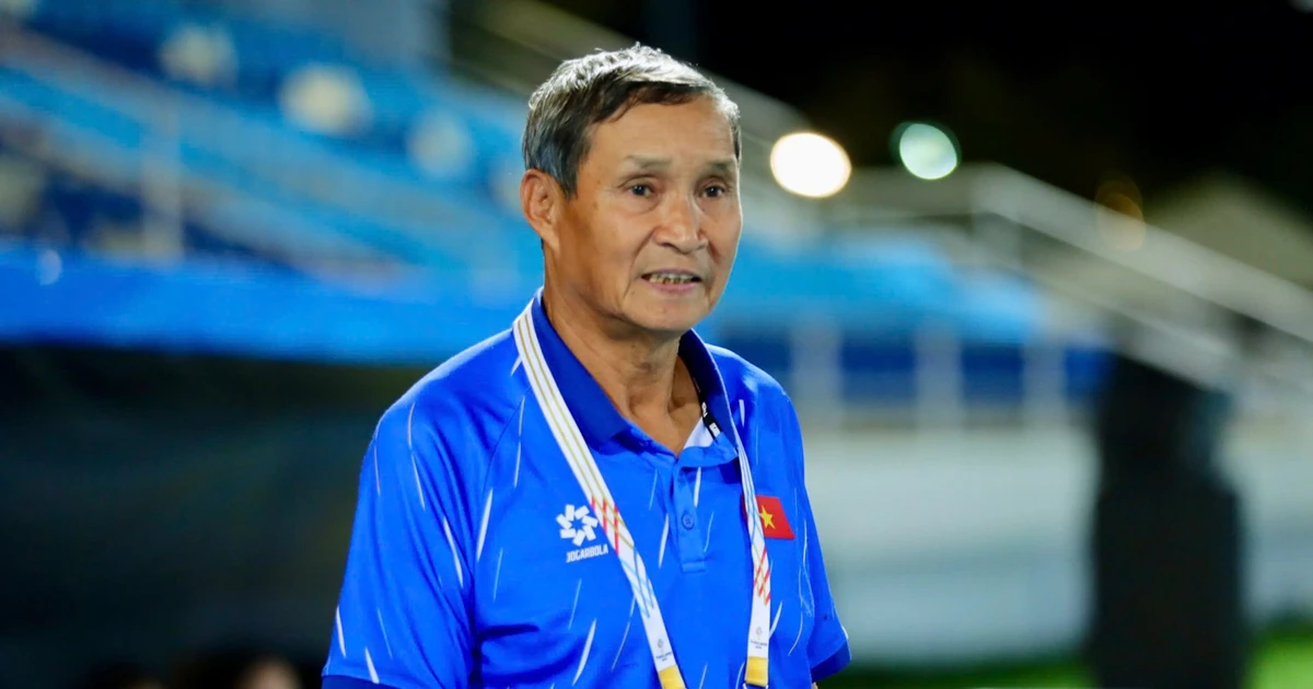 HLV Mai Đức Chung tiếp tục dẫn dắt đội tuyển nữ Việt Nam tại VCK châu Á 2026