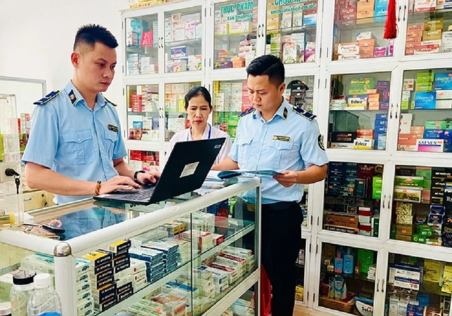 TPHCM: Kiểm tra cơ sở kinh doanh dược – mỹ phẩm, đụng đâu sai đó