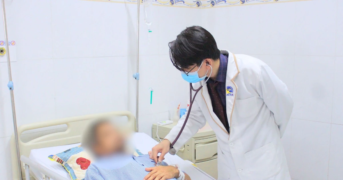 Sai lầm phổ biến sau khi bị rắn độc cắn khiến người đàn ông nguy kịch