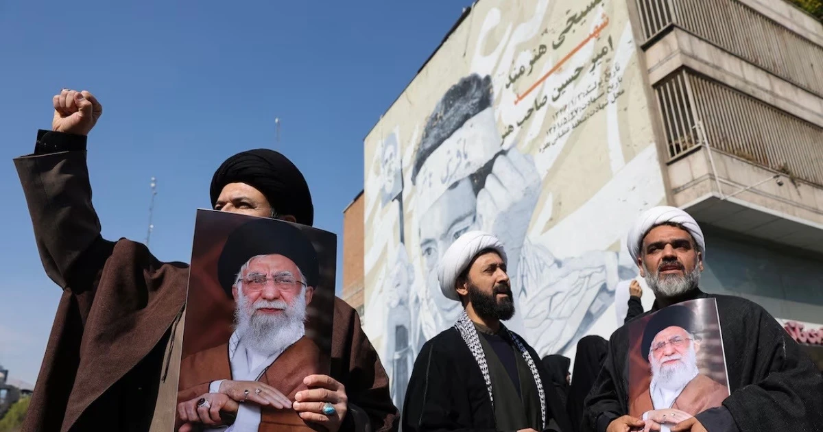 Tổng thống Iran bị chỉ trích sau lời xin lỗi