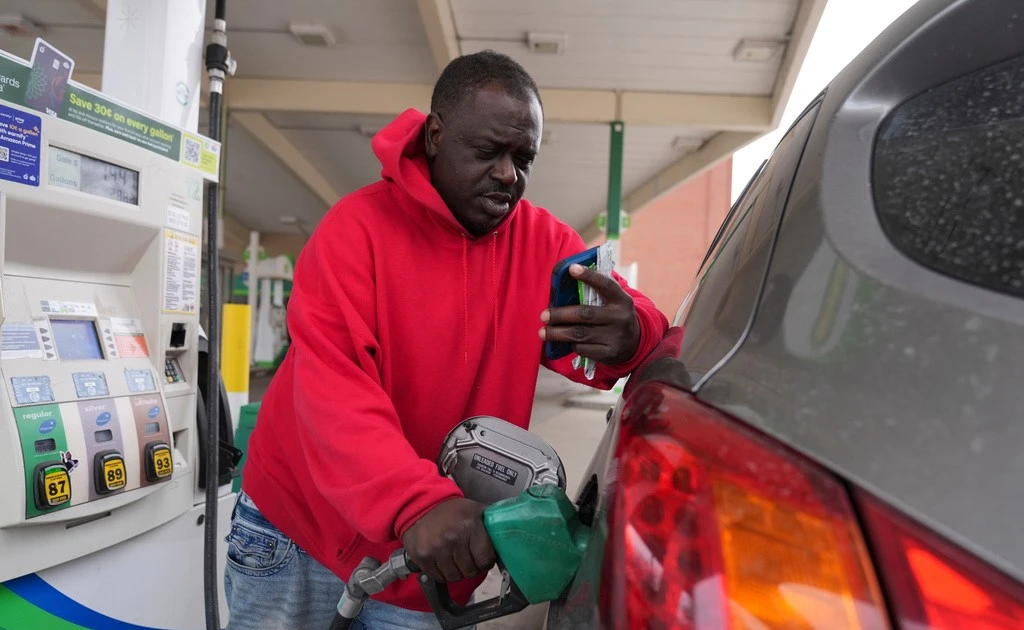 Mỹ tính kịch bản giá dầu vọt lên 200 USD/thùng