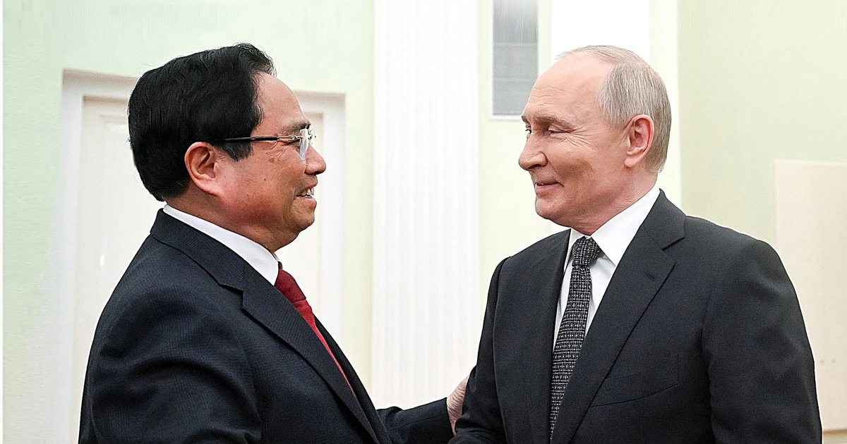 Thủ tướng Phạm Minh Chính hội kiến Tổng thống Nga Putin