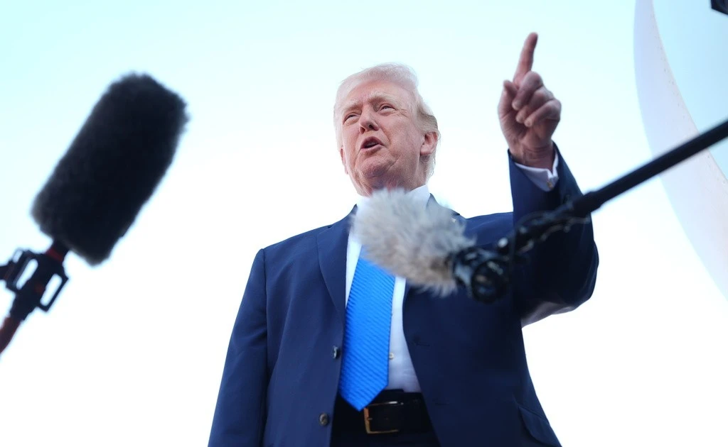 Tổng thống Mỹ Trump thực sự xuống thang hay đang câu giờ ở Iran?