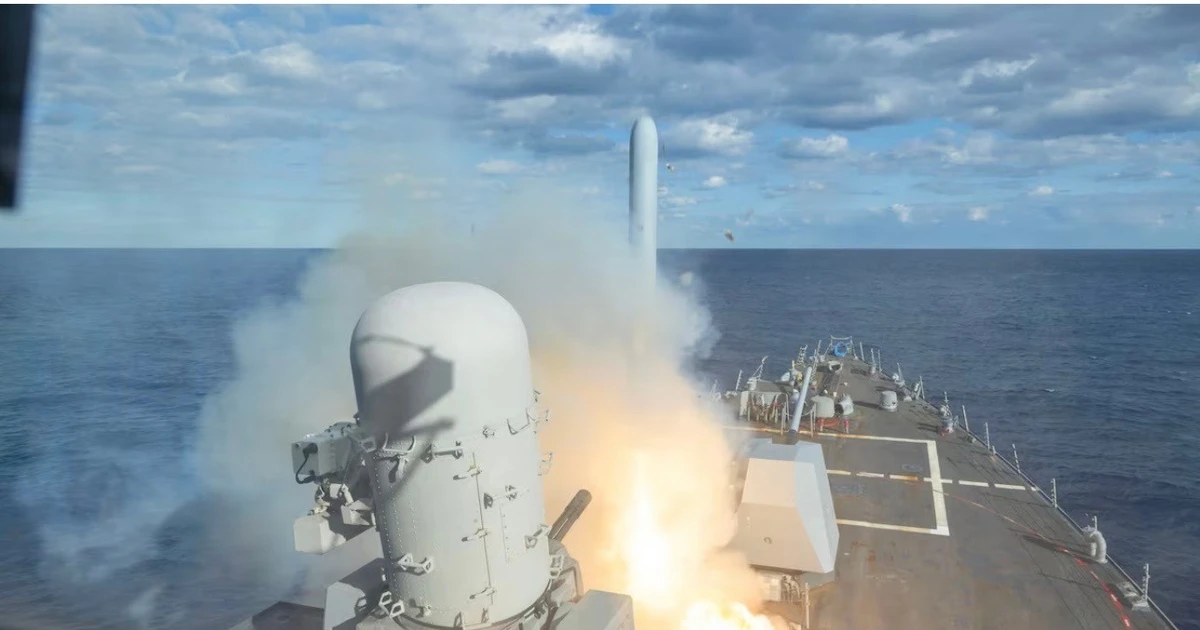 Cạn vũ khí sau chiến dịch không kích Iran, Nhà Trắng họp khẩn với các tập đoàn quốc phòng