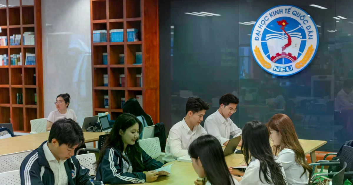 Đại học Kinh tế Quốc dân bỏ phương thức xét tuyển kết hợp từ năm 2027