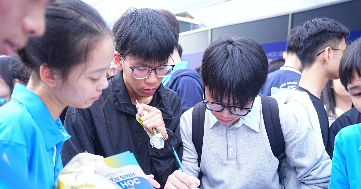 Thực hư ngành y khoa tuyển sinh tổ hợp có văn, sử