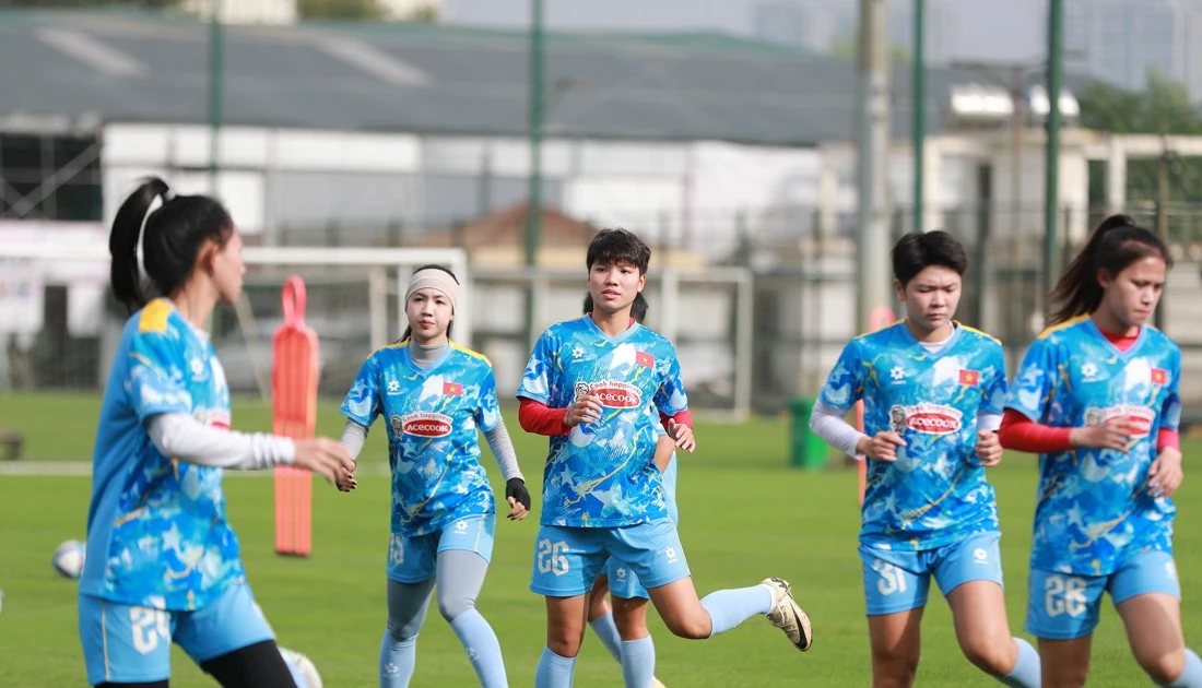 Tuyển nữ Việt Nam lên đường sang Australia, tự tin bước vào cuộc đua châu lục