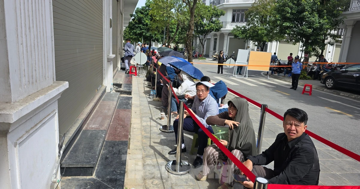 Hết cảnh xếp hàng mua nhà ở xã hội, người dân Hà Nội chỉ cần điền mẫu trên iHanoi