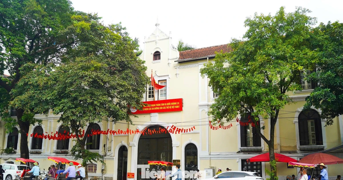 Quảng trường phía Đông hồ Hoàn Kiếm: Bố trí trụ sở mới cho 11 cơ quan di dời