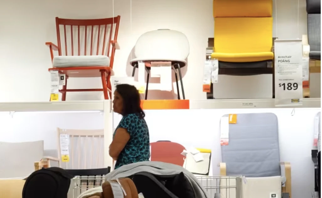 Tổng thống Mỹ Trump bất ngờ hoãn tăng thuế với đồ gỗ