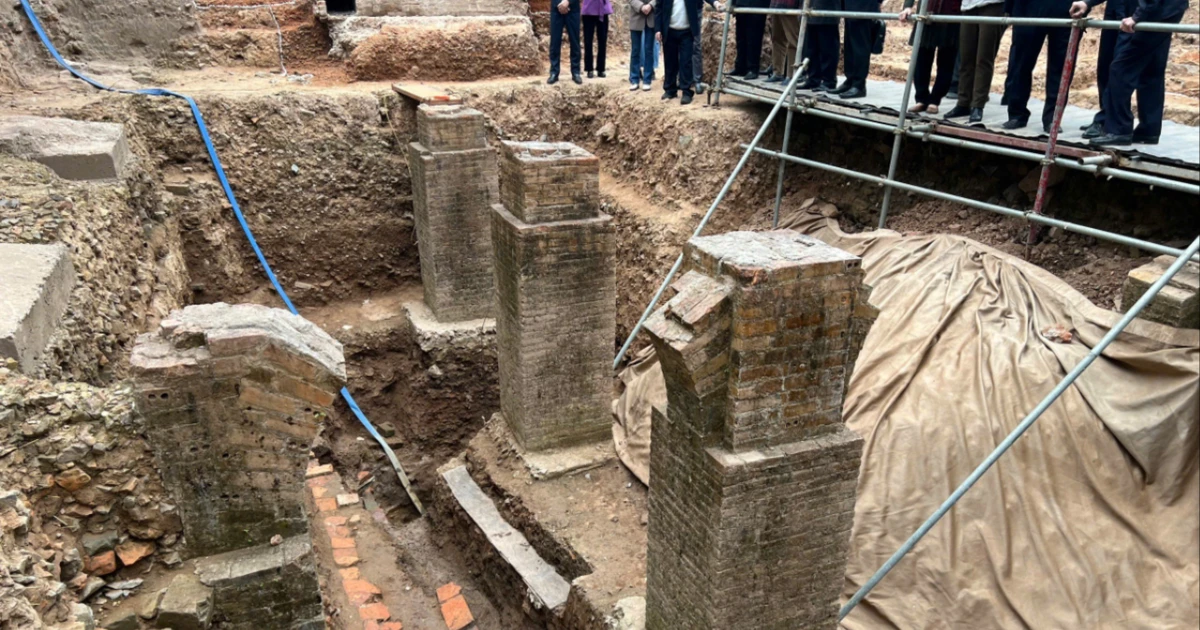 Kết quả khai quật Chính điện Kính Thiên