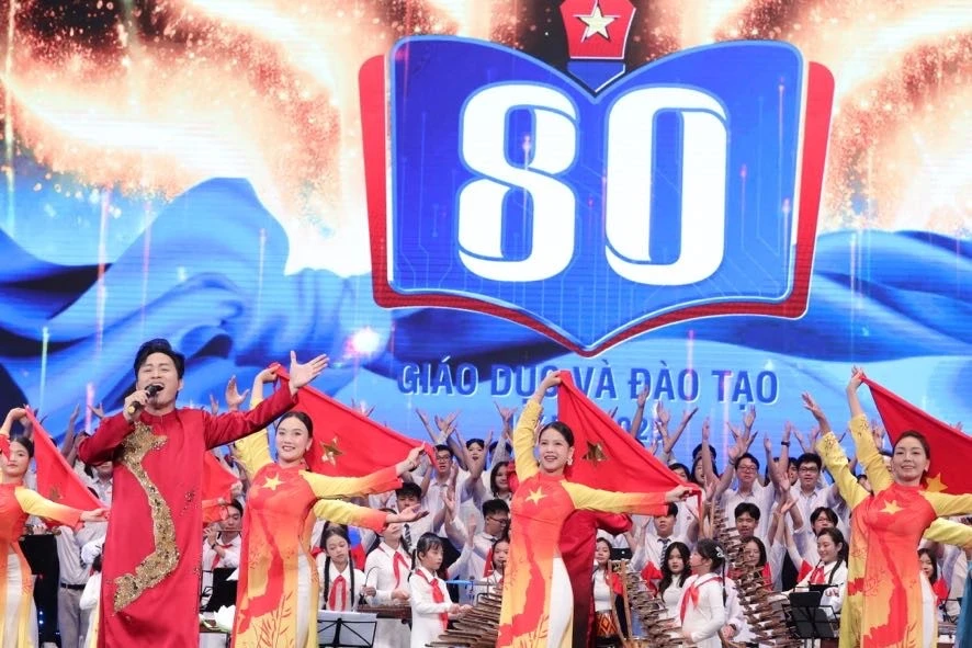 Bộ trưởng Nguyễn Kim Sơn: Chặng đường 80 năm giáo dục như phép màu