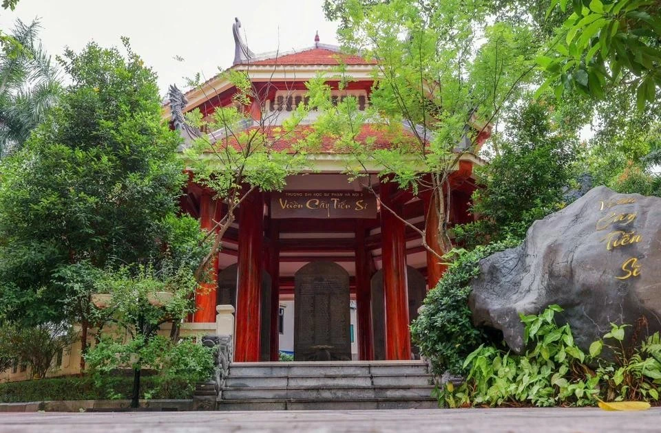 Trường ĐH Sư phạm 2 đục bỏ tên tiến sĩ vì dùng bằng giả: Hiệu trưởng nói gì?